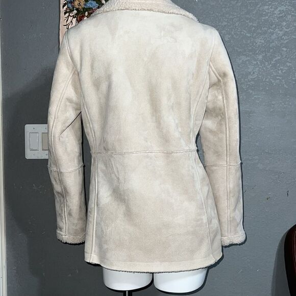 AXARA New York Women's Faux Leather Button Down Jacket, S beige color - Picture 9 of 12